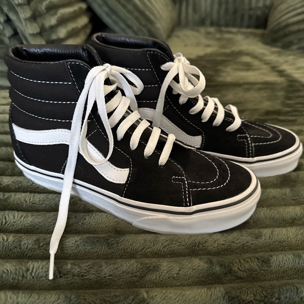 Vans Sk8-Hi Black and White High-Top Sneakers